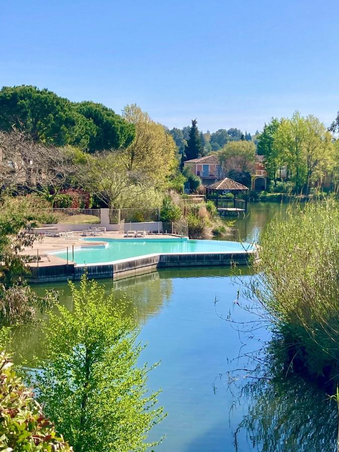 Les Restanques Maison Du Lac 4 Chambres Grimaud Exterior photo